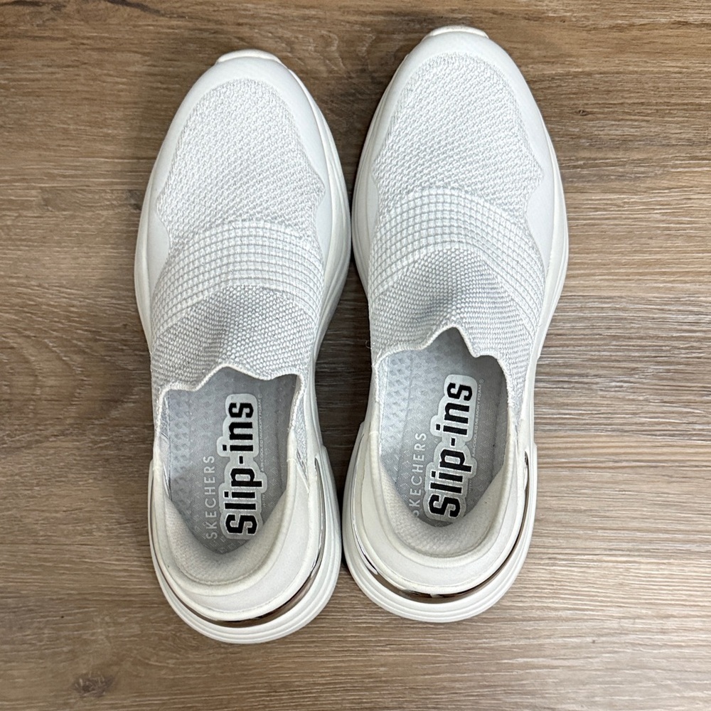 Skechers White and Silver Slip-Ins Women’s Sneakers
